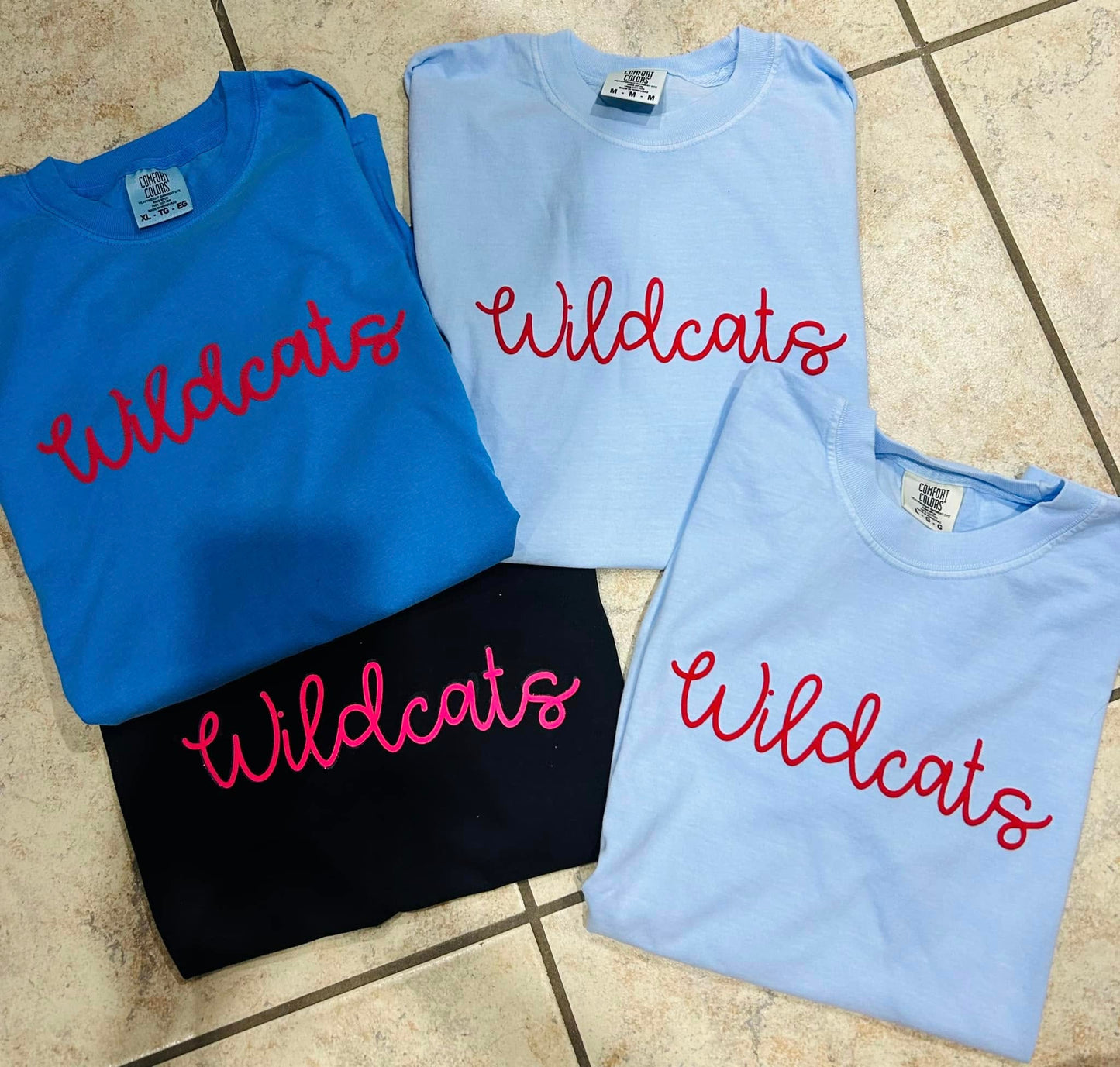 WILDCAT PUFF TEE