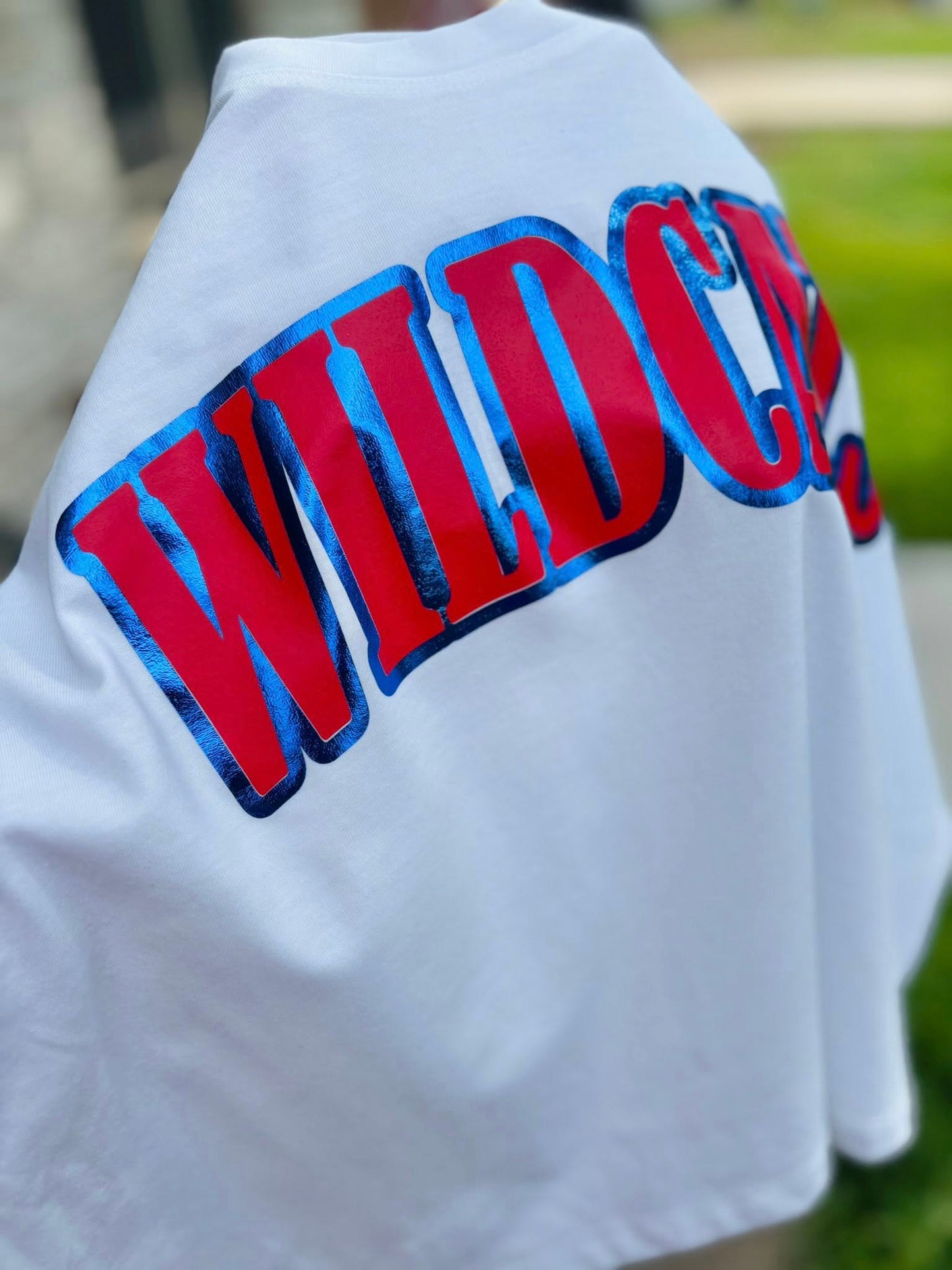 METALLIC WILDCATS TEE