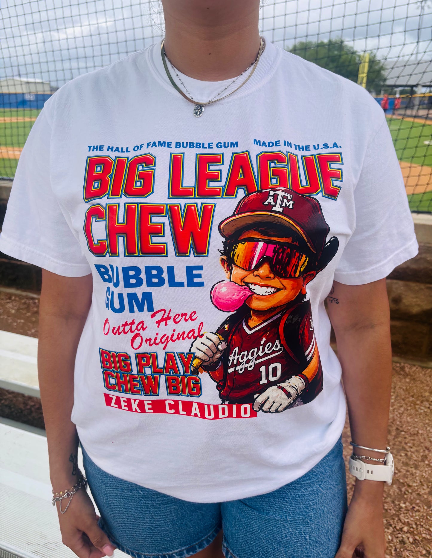BIG CHEW TEE